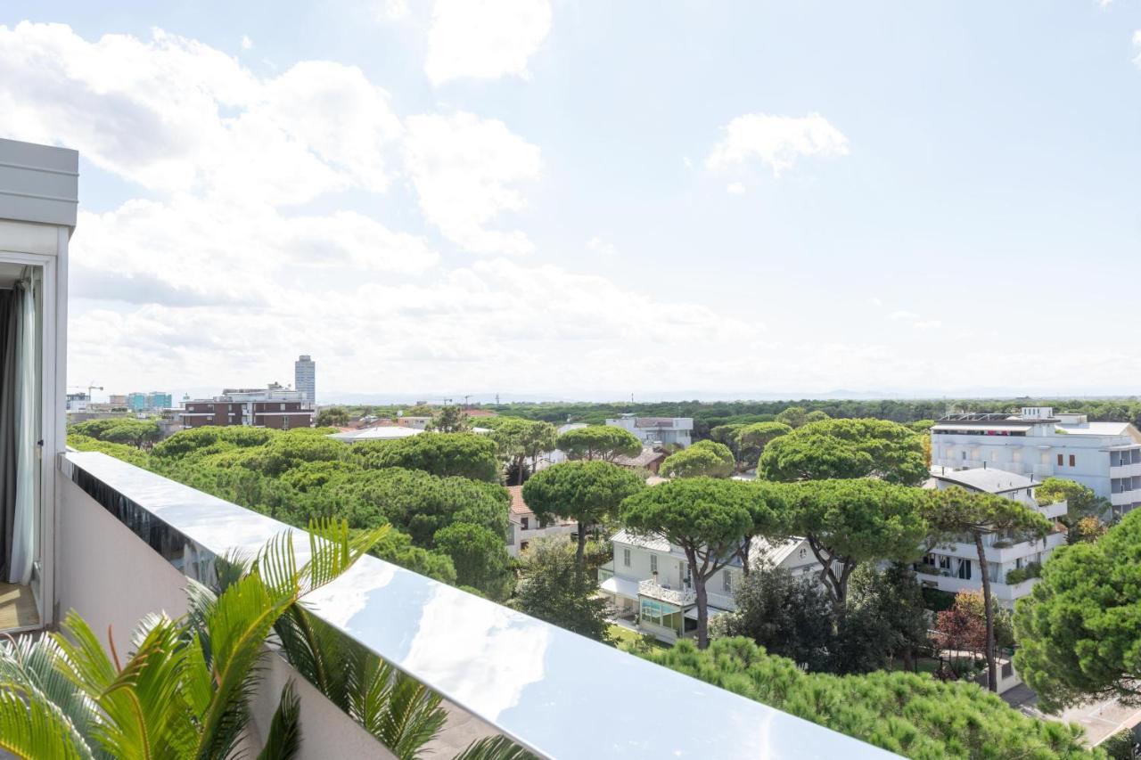 Perla Verde Hotel Milano Marittima Exterior photo