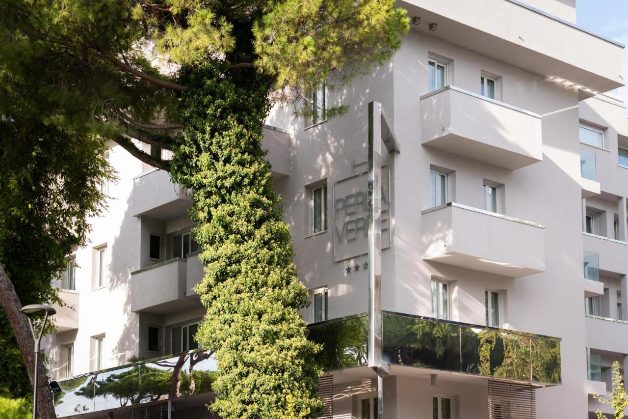 Perla Verde Hotel Milano Marittima Exterior photo