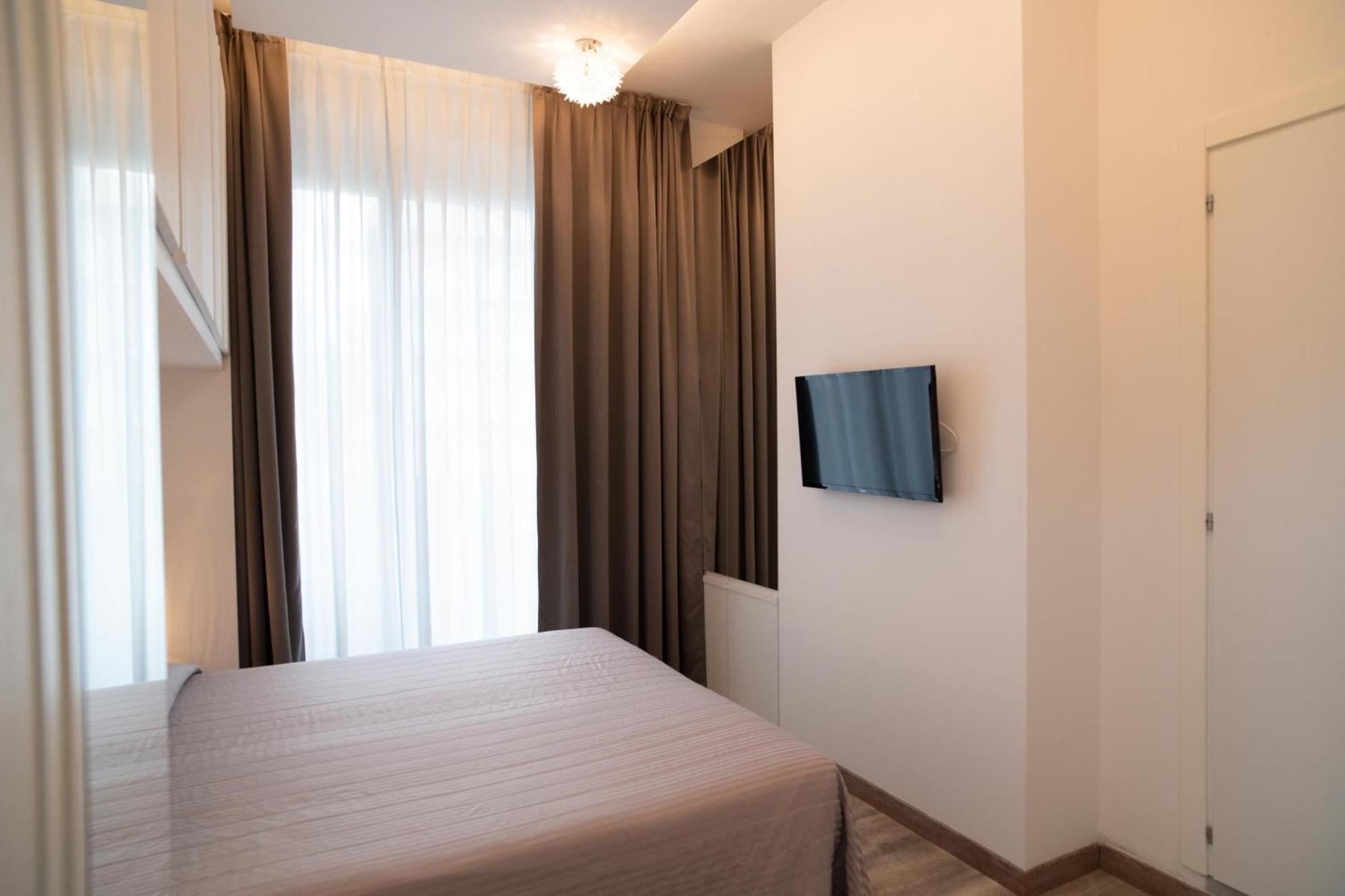 Perla Verde Hotel Milano Marittima Exterior photo
